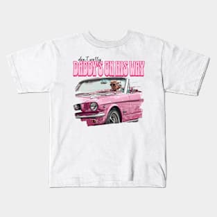 Dont Worry Daddy's On His Way Donald Pink Preppy Edgy, Trump 2024 Kids T-Shirt